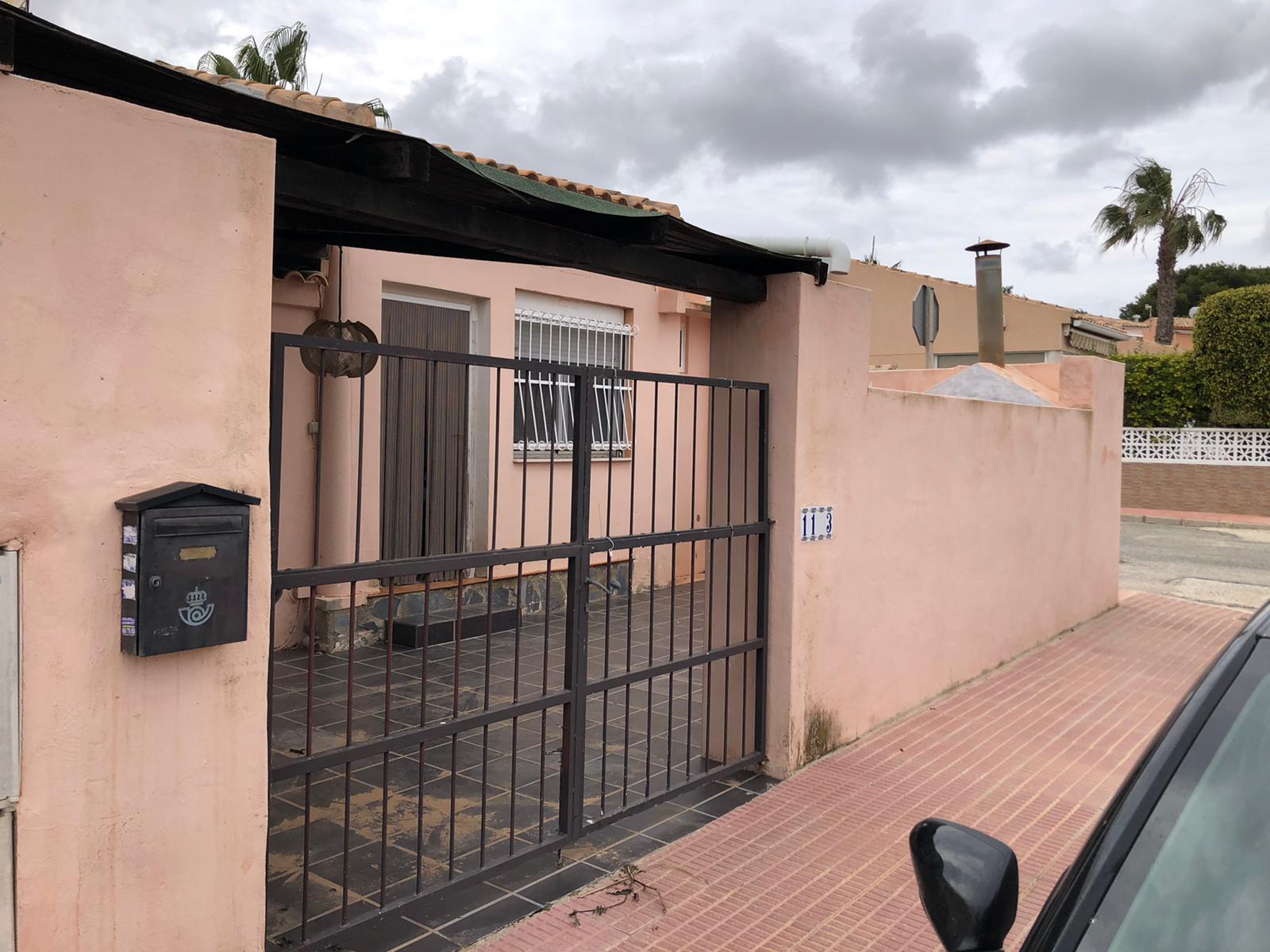 Bungalow_en_lo_Pepín_Rojales,_Bungalow_in_lo_Pepín_Rojales,_Bungalow_à_lo_Pepín_Rojales