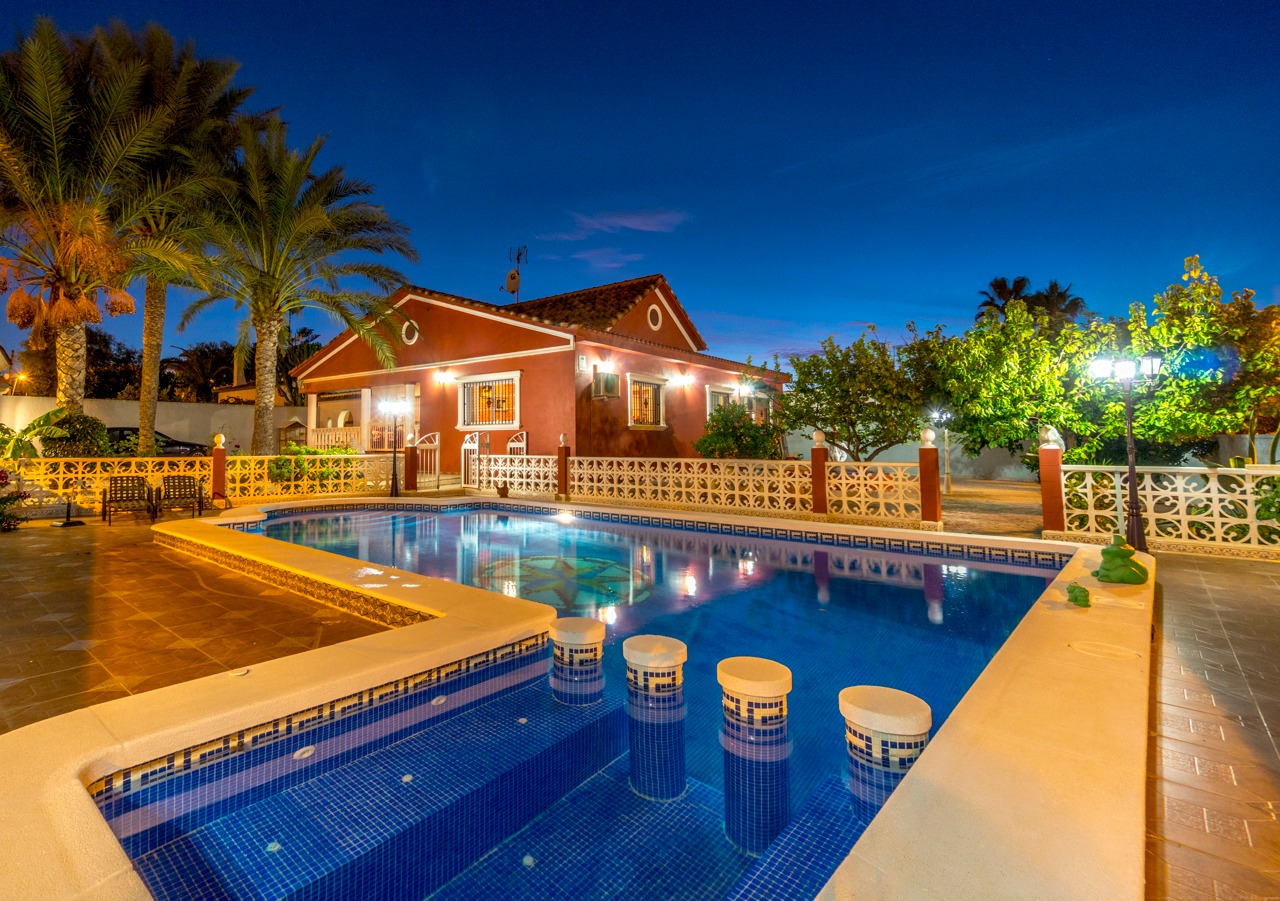 CHALET_DE_LUJO_EN_LOS_BALCONES,_LUXURY_VILLA_IN_LOS_BALCONES,_VILLA_DE_LUXE_À_LOS_BALCONES