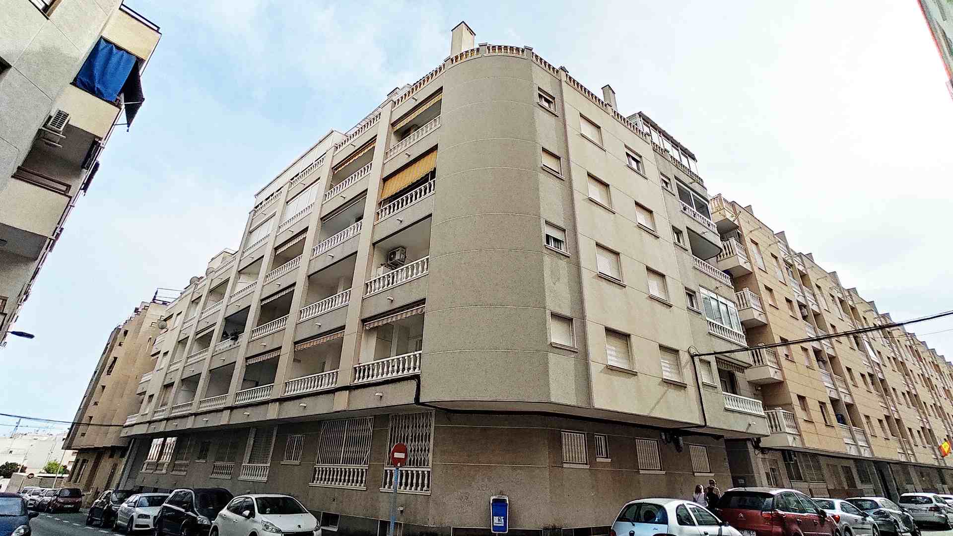 PISO_EN_CALLE_LA_LOMA,_APARTMENT_IN_CALLE_LA_LOMA,_APPARTEMENT_DANS_LA_CALLE_LA_LOMA