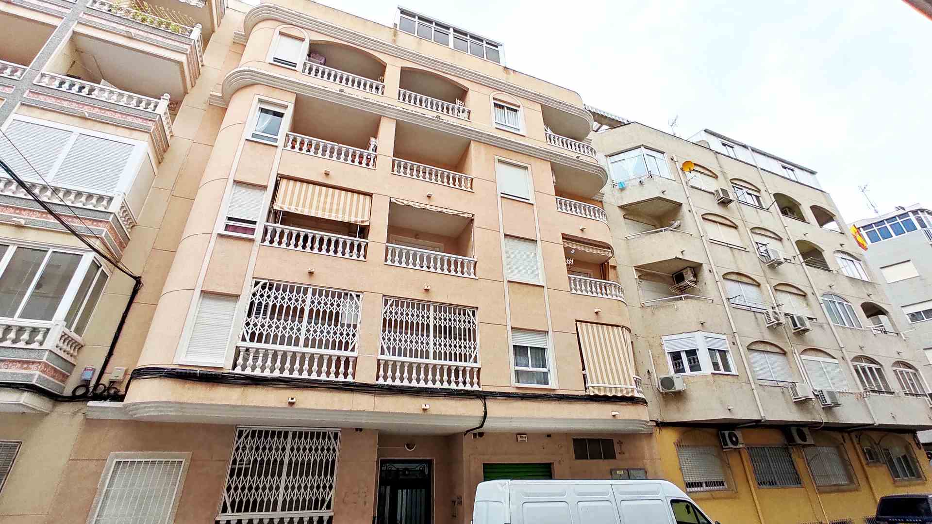 PISO_EN_CALLE_LA_LOMA,_APARTMENT_IN_CALLE_LA_LOMA,_APPARTEMENT_DANS_LA_CALLE_LA_LOMA