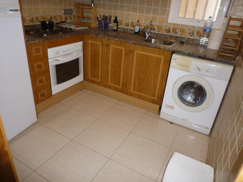 PISO PLANTA BAJA CENTRO, GROUND FLOOR APARTMENT CENTER,