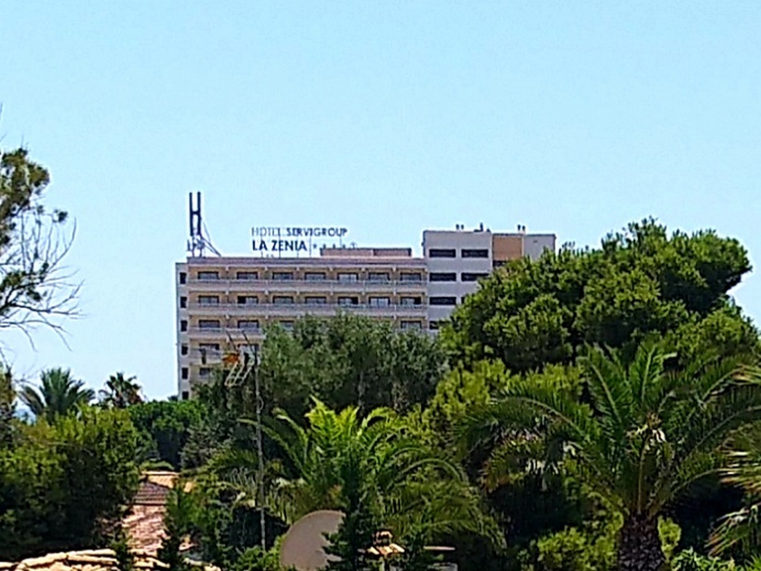 ÁTICO_EN_LA_ZENIA_300_METROS_DEL_MAR,_PENTHOUSE_IN_LA_ZENIA_300_MRS_FROM_THE_SEA