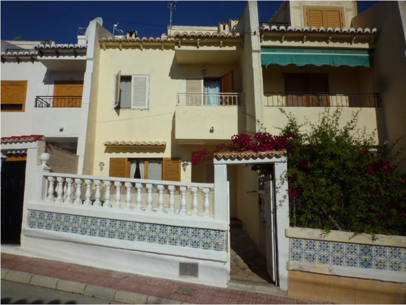 Dúplex_en_los_Balcones,_Duplex_in_the_Balconies,_Duplex_dans_les_balcons,_Дуплекс_на_Балконах