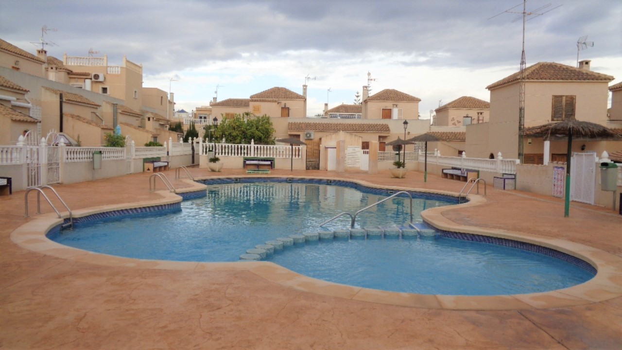 Dúplex_en_Los_Altos_Dúplex_in_Los_Altos_Dúplex_à_Los_Altos_Дуплекс_в_Los_Altos