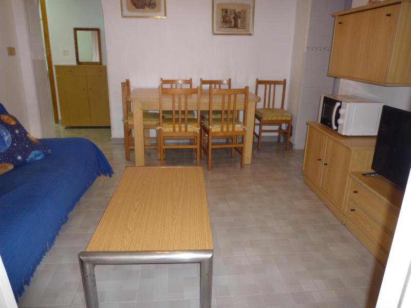 Piso en Calle San Julián, Flat in San Julián Street, Appartement dans la rue San Julián