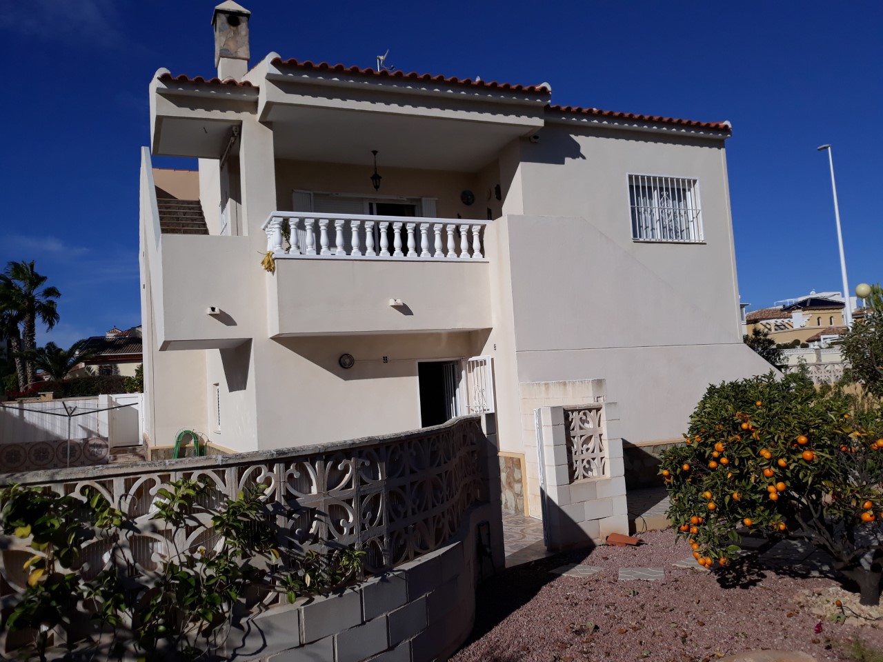 Chalet_en_la_Zenia_Orihuela_Costa,_Villa_in_la_Zenia_Orihuela_Costa