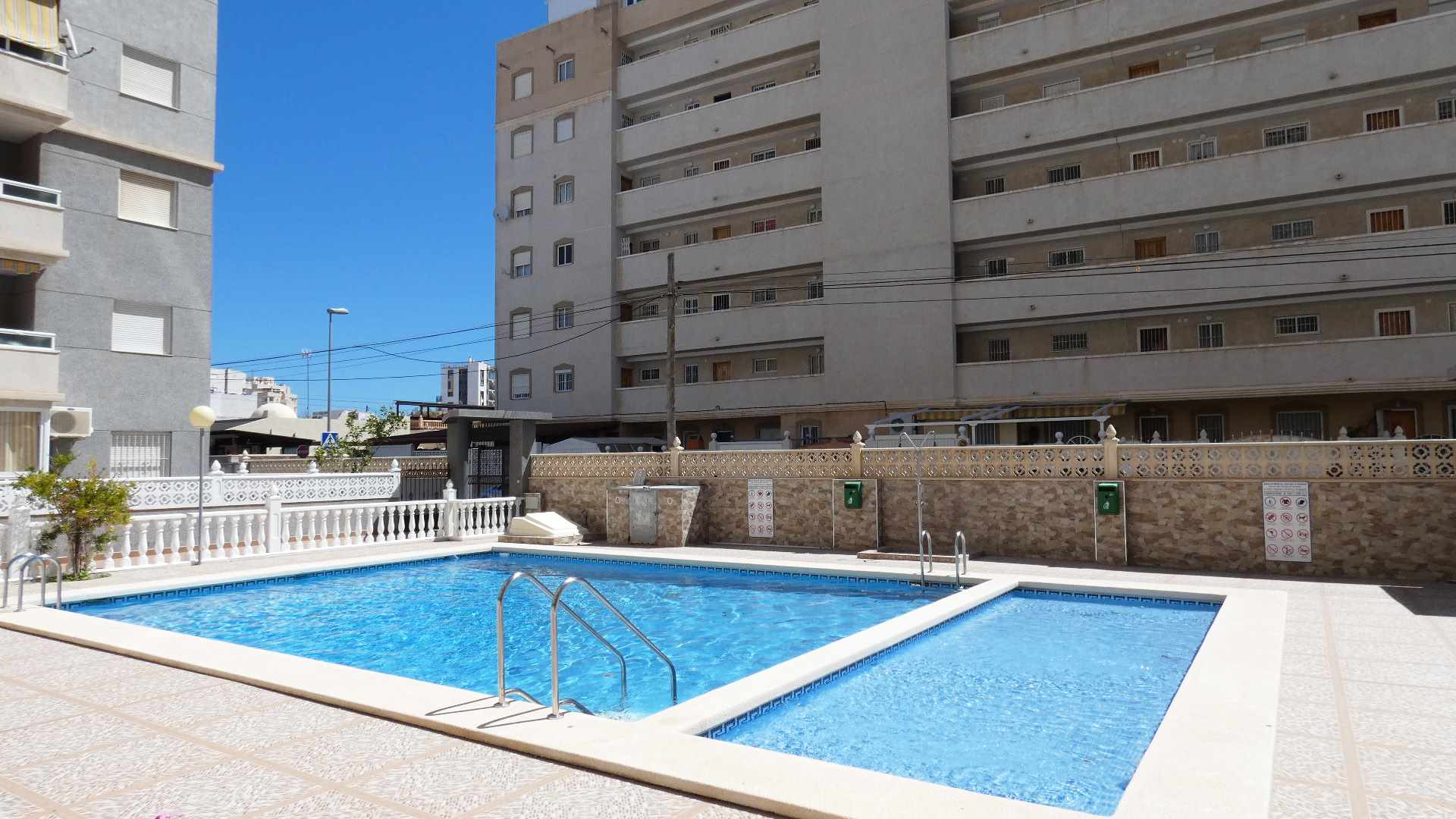 Piso_en_Nueva_Torrevieja,_Apartment_in_Nueva_Torrevieja,_Appartement_à_Nueva_Torrevieja