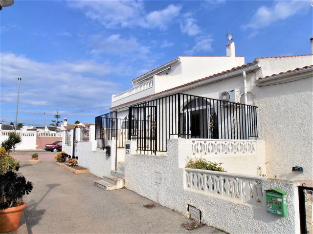 Bungalow_Planta_Baja_en_la_Siesta,_Ground_Floor_Bungalow_in_La_Siesta