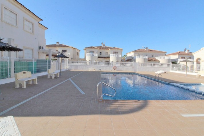 Chalet_Adosado_Aguas_Nuevas,_Townhouse_Aguas_Nuevas,_Nouvelle_maison_de_ville