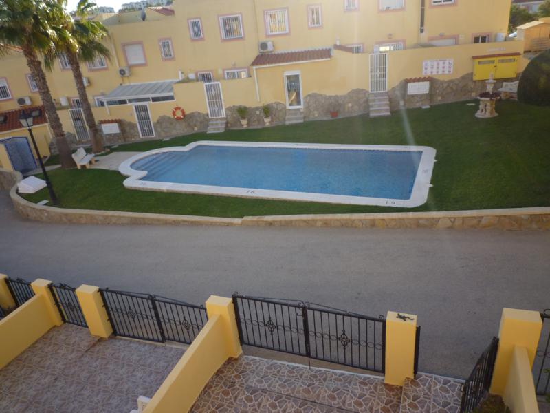 Dúplex_Orihuela_Costa_Villamartín_Filipinas,_Duplex_Orihuela_Costa_Villamartín_Philippines